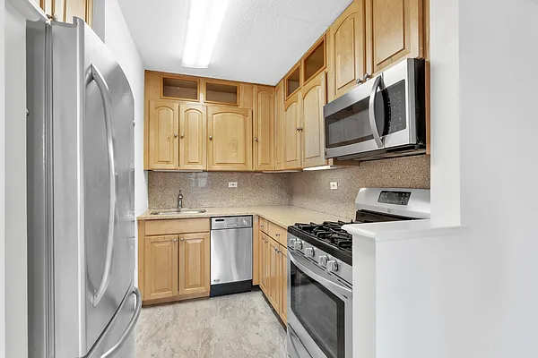 Sold by Compass | media 5