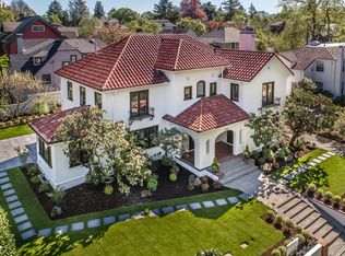 2330 NE Brazee St, Portland, OR 97212