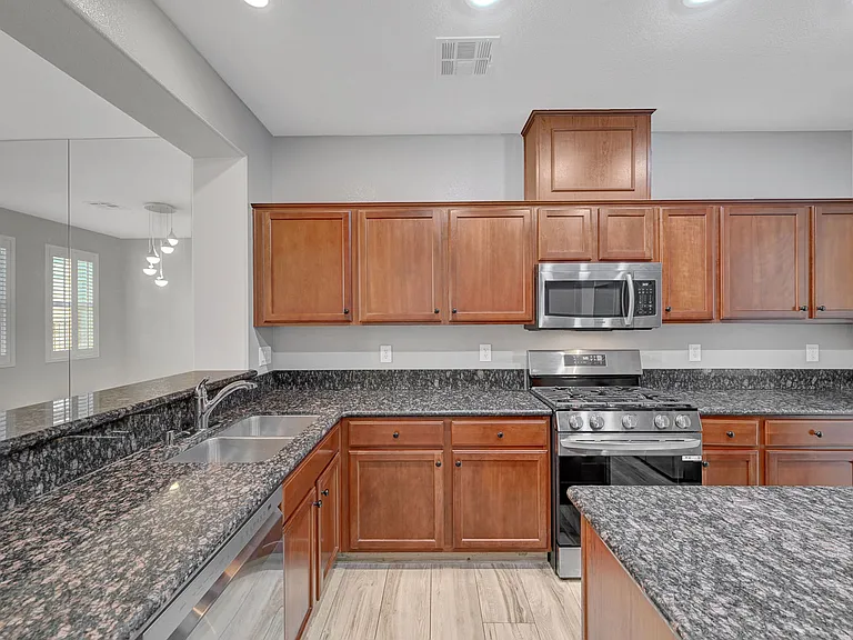 8409 Insignia Ave #102 — Photo 15