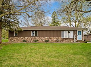 4822 E Washburn Rd, Washburn, IA 50702