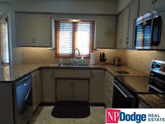 5th image of 2943 S 159th Avenue Cir
