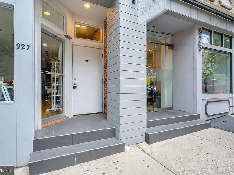 927 N 2nd St #3 — Photo 12