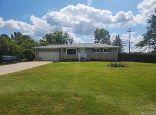 10890 Talladay Rd, Willis, MI 48191