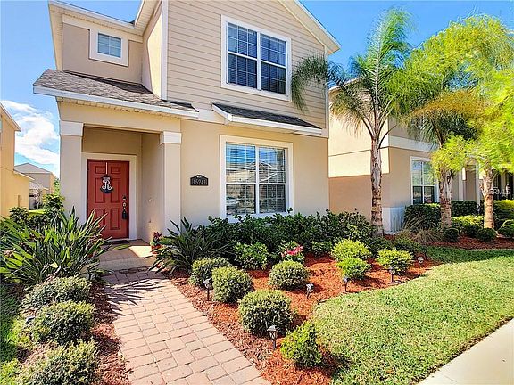 2nd image of 15241 Evergreen Oak Loop