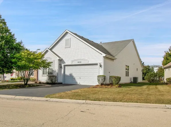 16012 Carillon Lakes Ct, Crest Hill, IL 60403