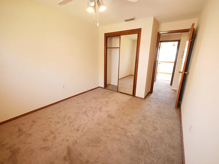 67 Robertson St — Photo 15