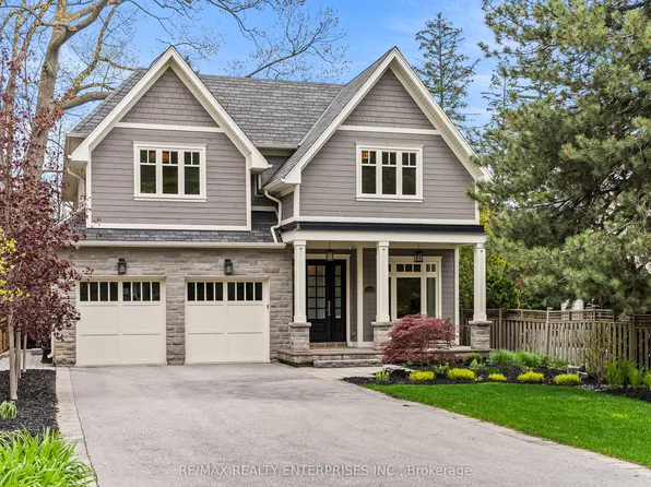 1343 Milton Ave, Mississauga, ON L5G 3C5