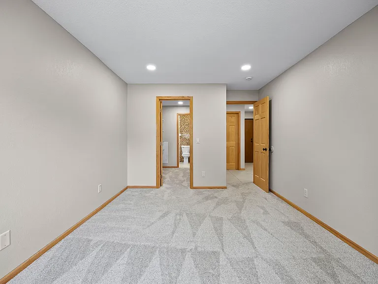 3420 Golfview Dr #123 — Photo 31