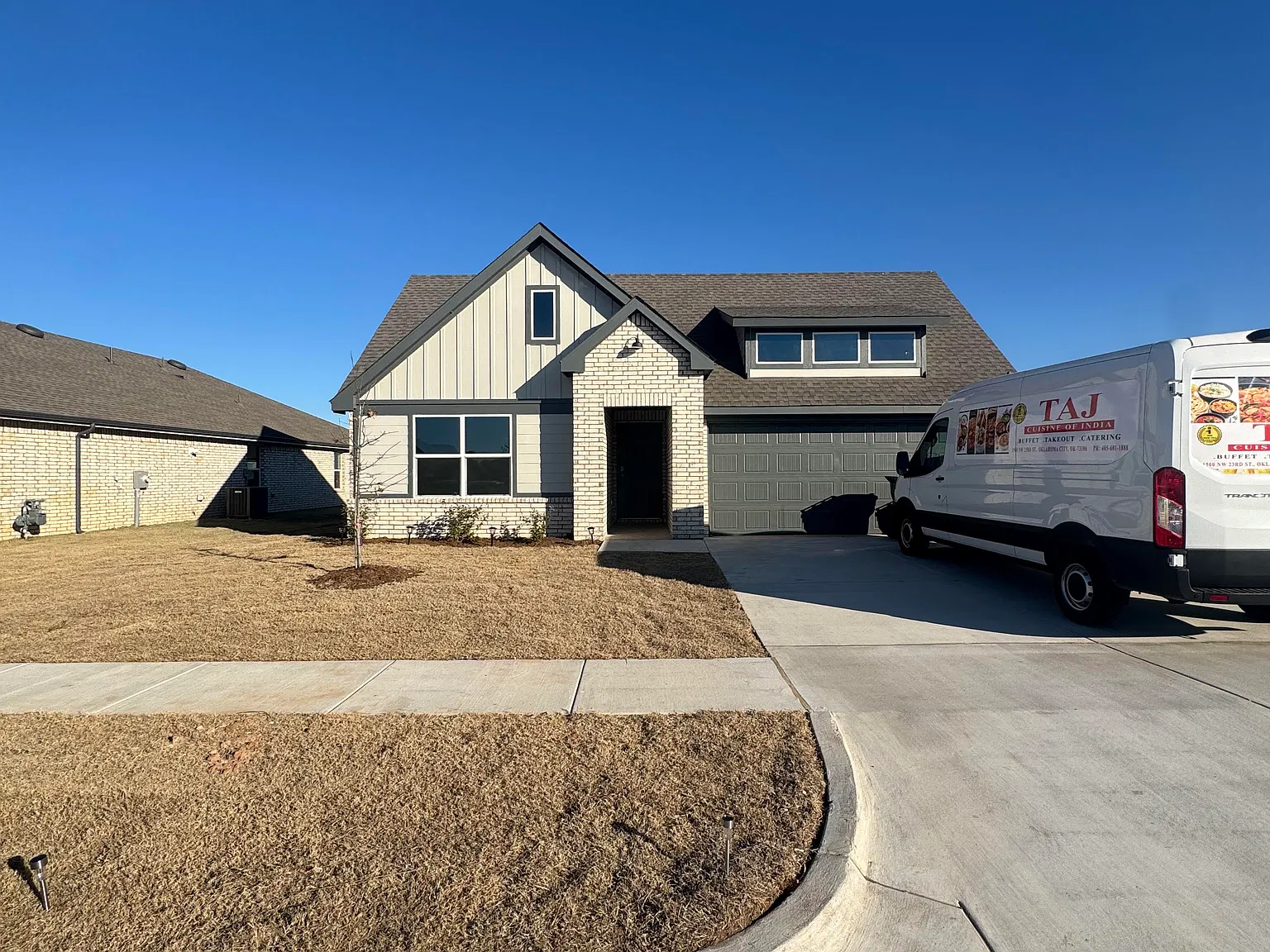 4 bed, 1833 sqft, $3,000 — Photo 2