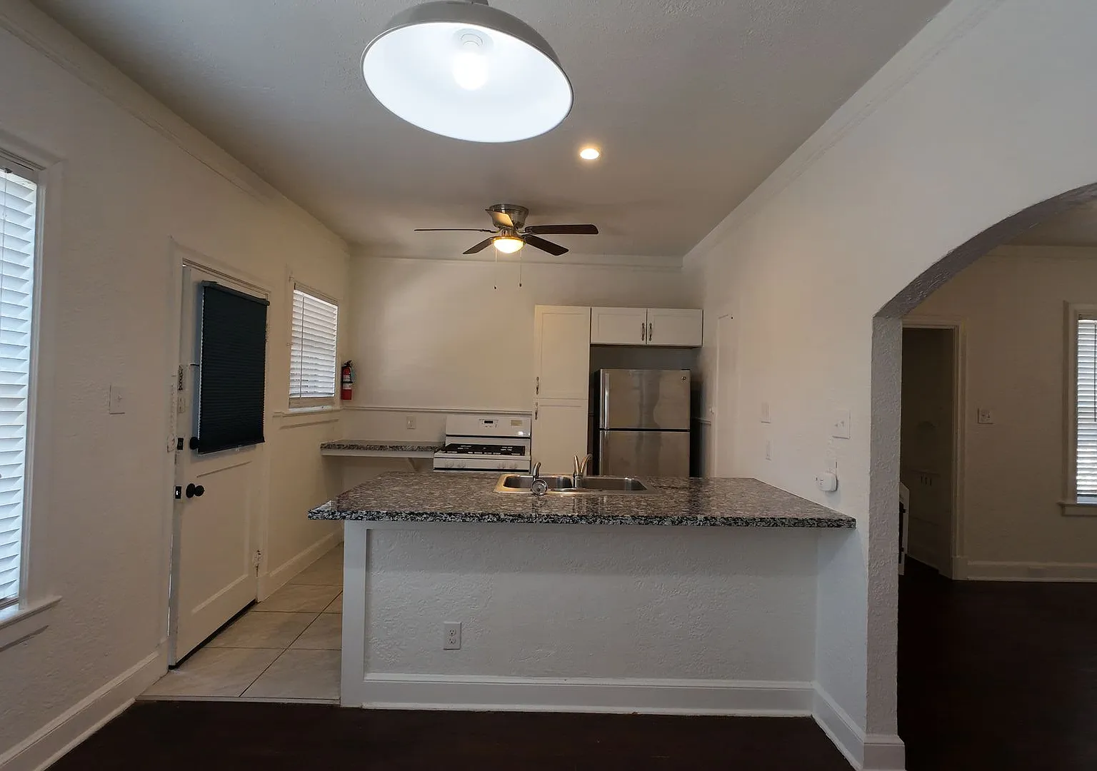 703 W. French Place — Photo 4