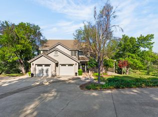 8725 Landmark Cir, Redding, CA