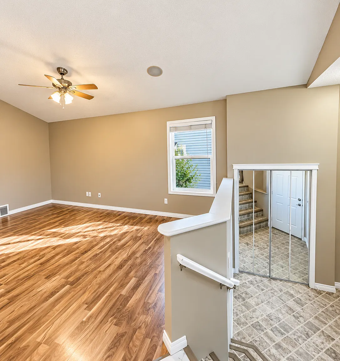 Spacious 6 Bedroom Home in Summerside | Unfinished Basement for Storage | Double Attached Garage — Photo 4