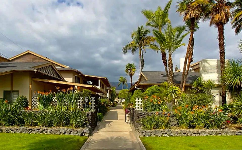 Front entrance to complex-nicely manicured landscaping