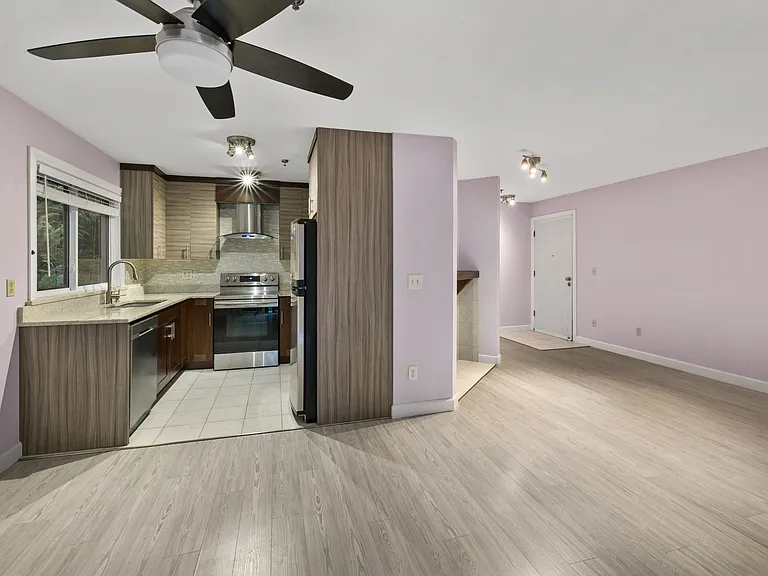 17407 NE 88th Pl #E07 — Photo 27