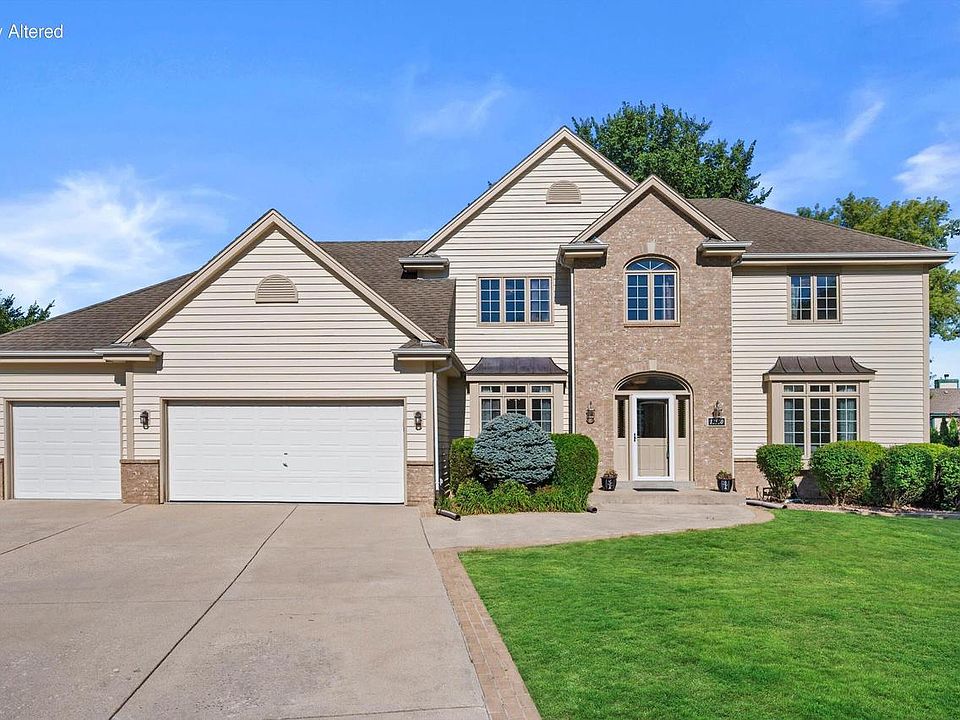 1st image of 13510 W Edgewood COURT
