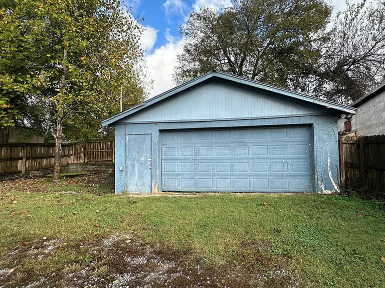 1337 Meridian St — Photo 17