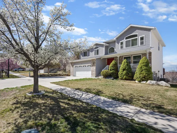 169 E Manilla Dr, Draper, UT 84020