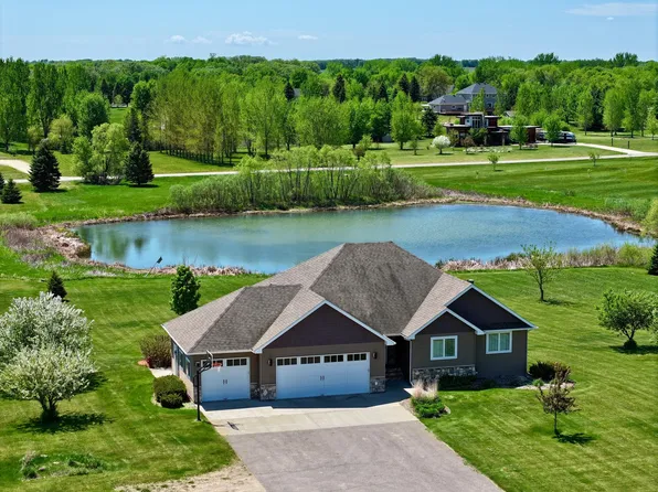23672 Highland Trl, Fergus Falls, MN 56537