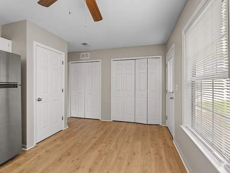 2822 Airwood Dr — Photo 11