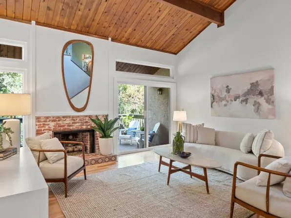 2377 Ticonderoga Dr, San Mateo, CA 94402