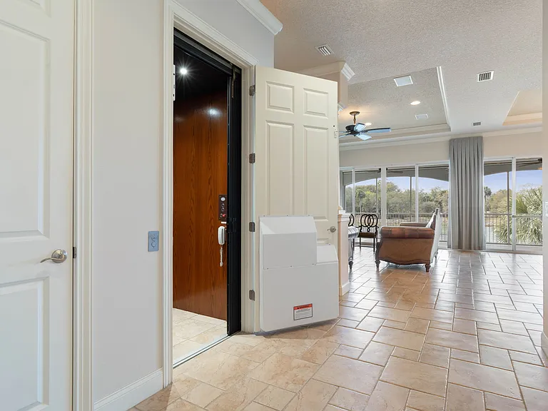 262 Yacht Harbor Dr — Photo 57