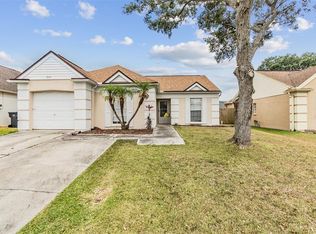 2115 Shadypoint Ln, Brandon, FL 33510