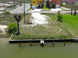 501 Palmetto Point Rd, Rockport, TX 78382