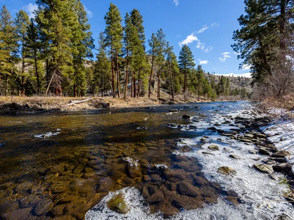 5855 Serenity Ln, Conner, MT 59827