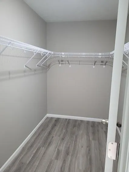 305 S Dogwood Ln — Photo 7