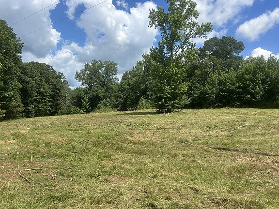 5th image of 760 Chestnut Hill Rd