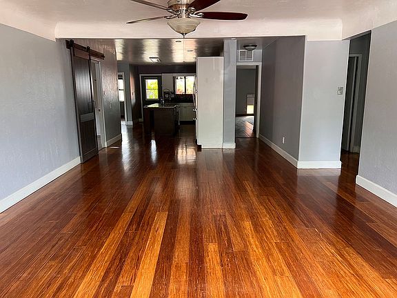 4th image of 1829 Richmond Dr NE