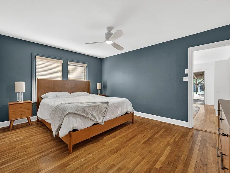 609 Fletcher St — Photo 12