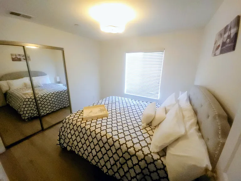 2421 Ruhland Ave — Photo 17