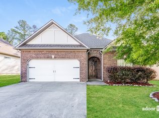 1044 Kerry Dr, Calera, AL 35040