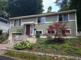 93 Lancaster Ter, Brookline, MA 02446