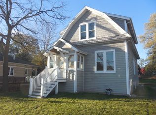 414 Pennsylvania Ave, Glen Ellyn, IL 60137