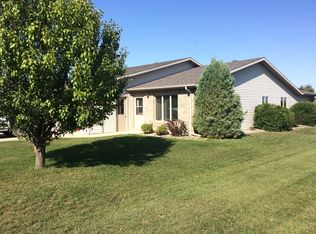 1303 6th Ave SE, Rugby, ND 58368