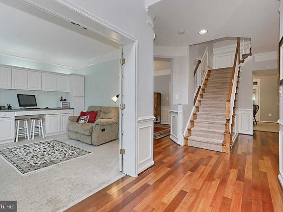 2nd image of 42759 Summerhouse Pl