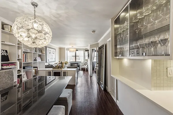 Sold by Nest Seekers International | media 15