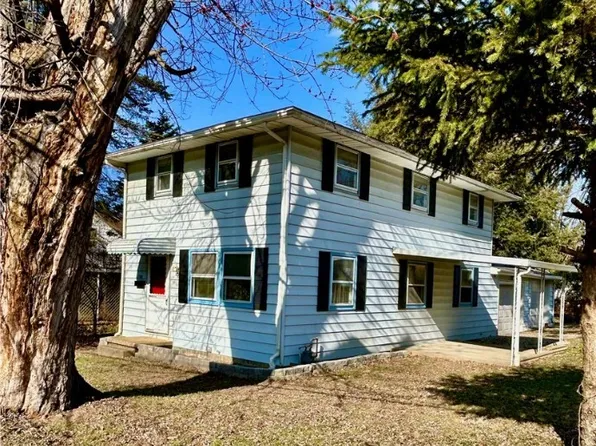 2301 41st St NW, Canton, OH 44709