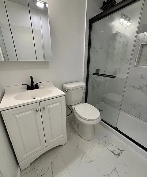 427 S 8th St — Photo 14