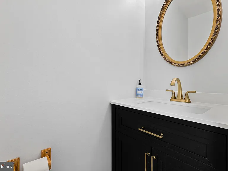 2137 Whisper Way — Photo 8