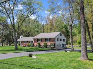 63 Janes Ln, Stamford, CT 06903