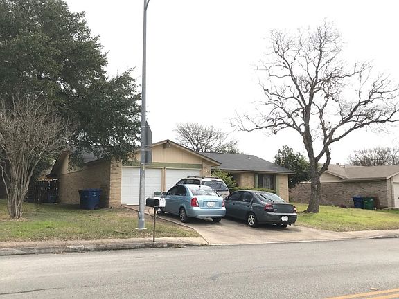 3rd image of 1030 Fillmore Dr