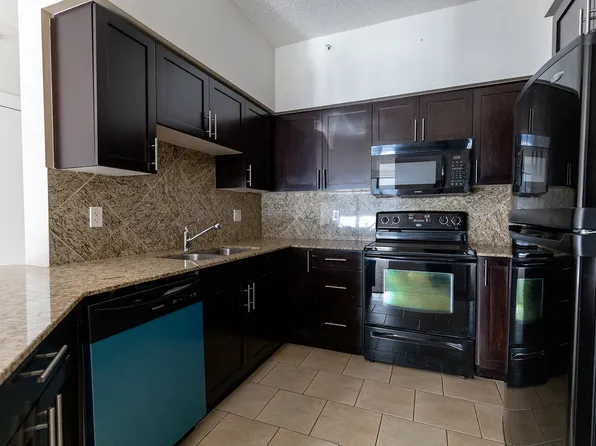 London at Heritage Station - Abbey Tower