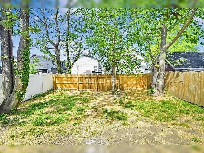 614 Parkway Ave — Photo 4