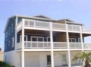 537 3rd Ave S #B, Kure Beach, NC 28449