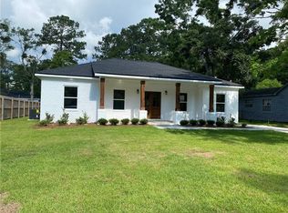 3228 Center Rd, Mobile, AL 36605