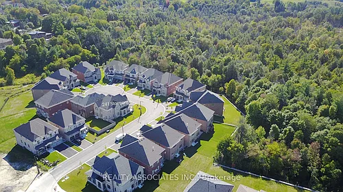 241 Stormont Trl Photo 1