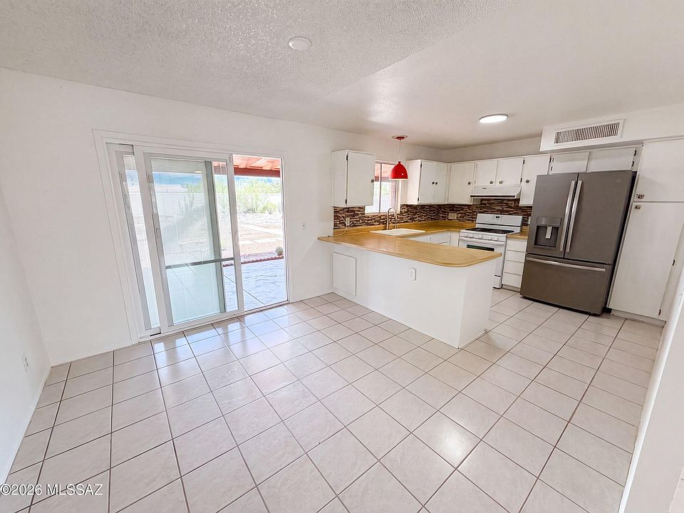 7949 E Manitoba Pl, Tucson, AZ 85730 | Zillow